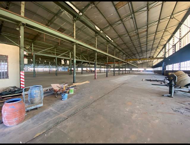 13,000M² WAREHOUSE FOR SALE IN TECHNIKON